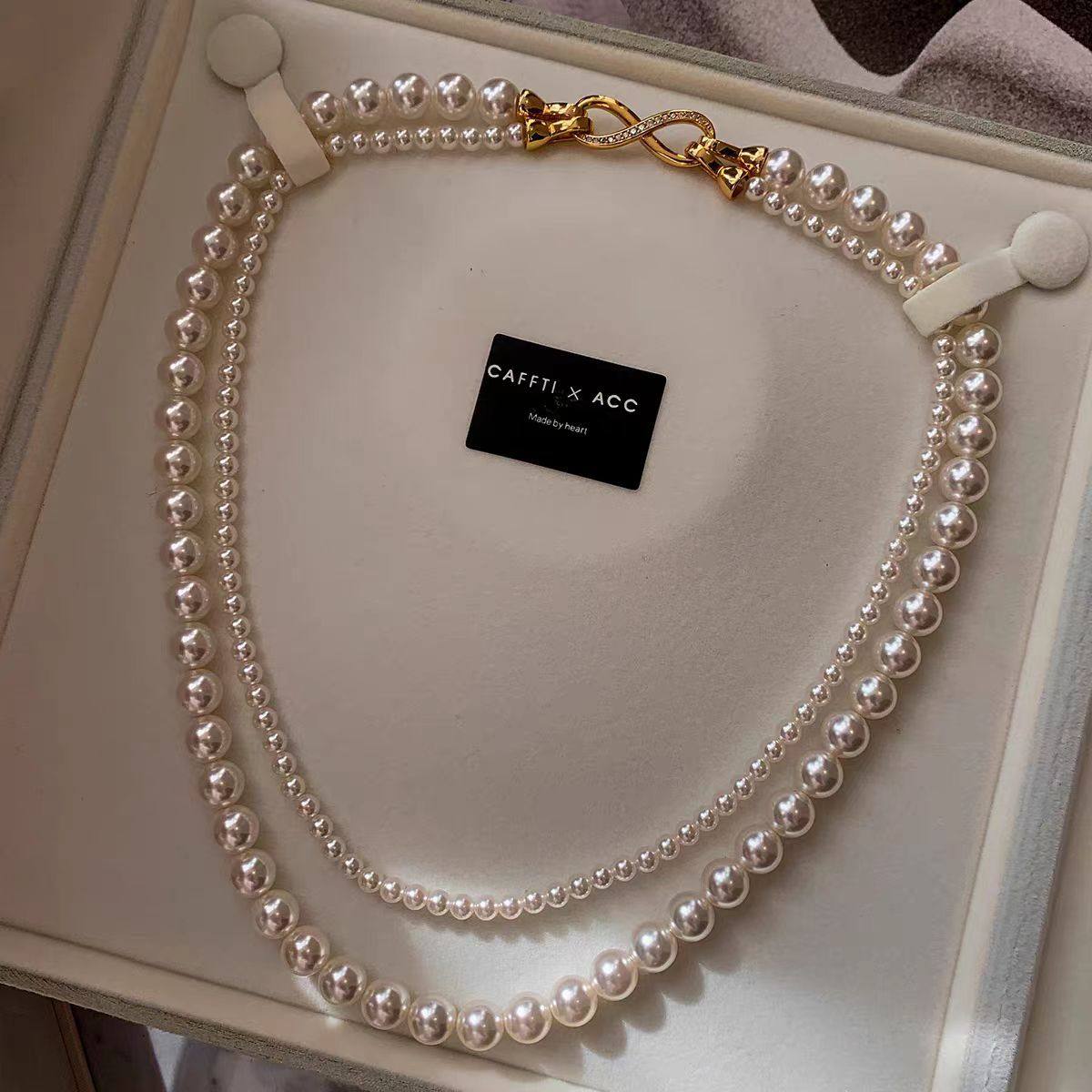 S Brand Pearl Necklace for Women 2026 New Popular Model with a High-End Feel, Light Luxury